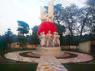 Prottoy '71 Liberation War sculpture at MBSTU